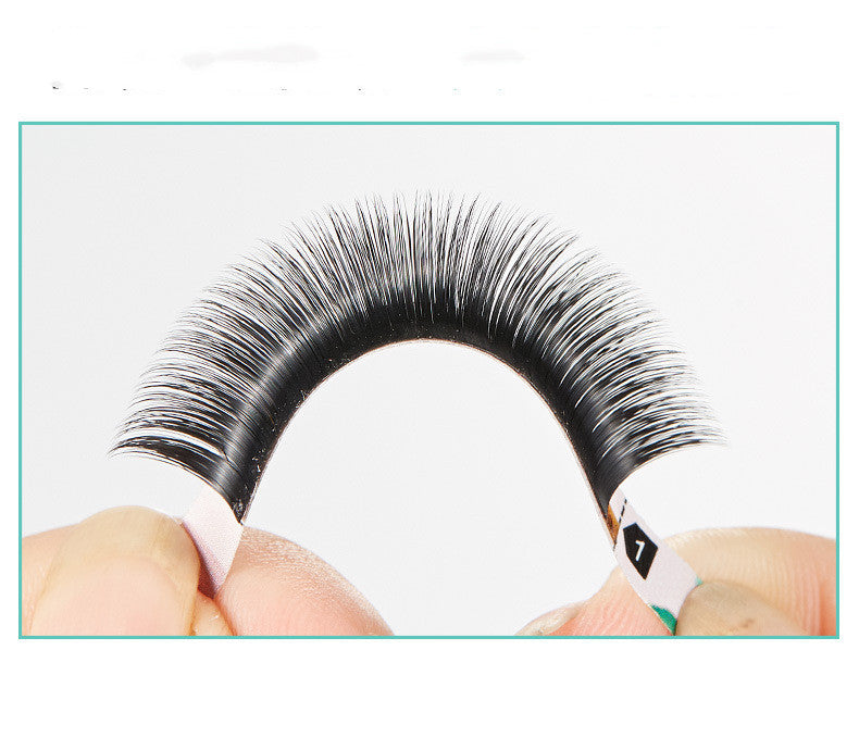 Magnetic Grafting Of False Eyelashes