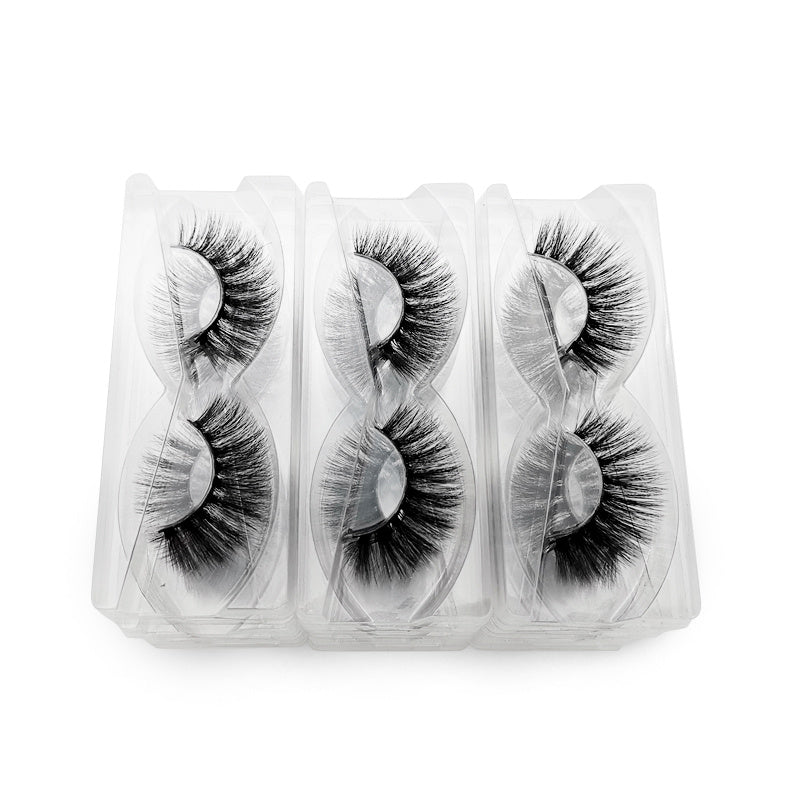 False eyelashes European and American makeup